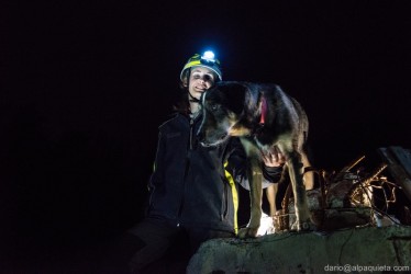 Unita da soccorso su macerie